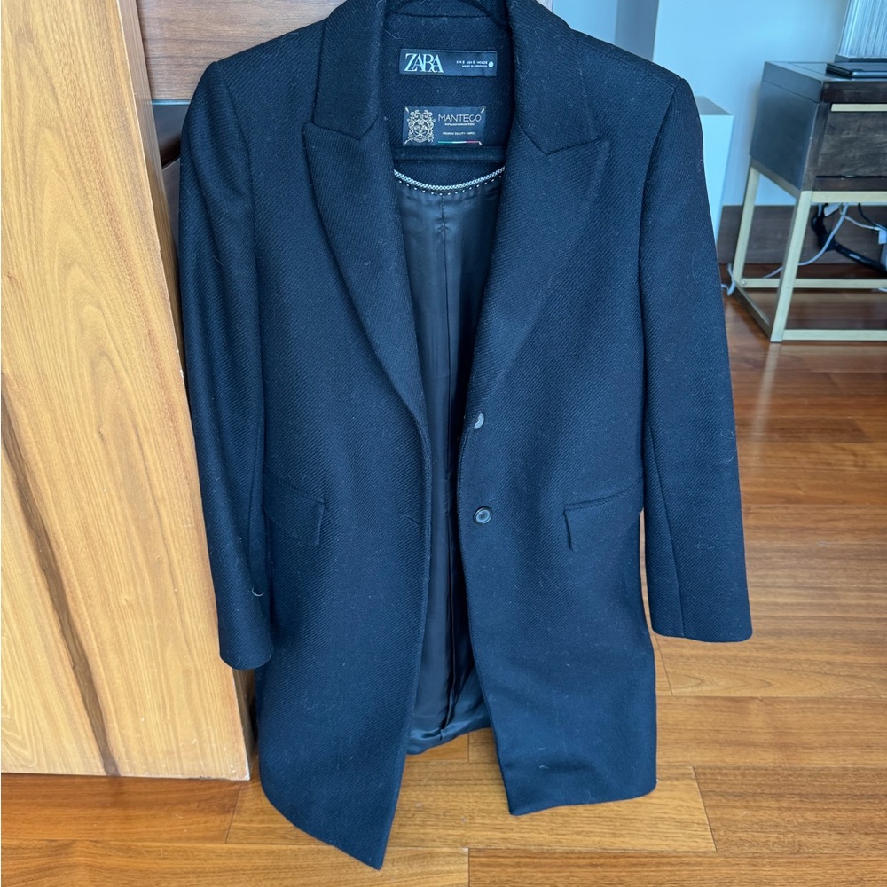 Zara Men's Elegant Black Trench Coat